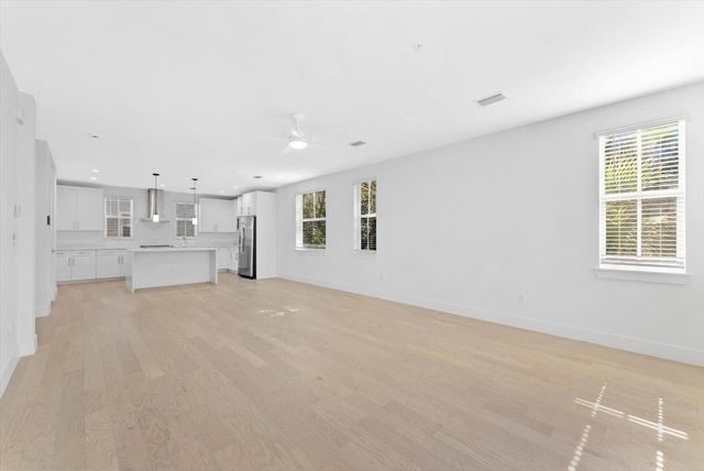 47 NW 4th Avenue, Delray Beach, FL 33444