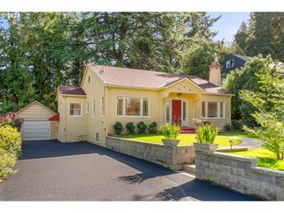 8922 Sw CAPITOL Hwy, Portland, OR 97219