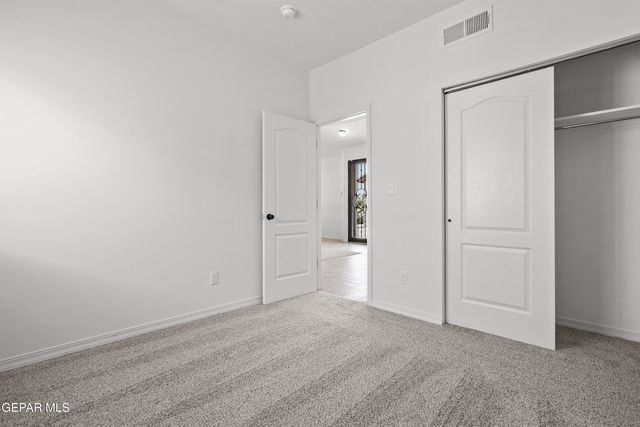 612 Cedarwood Avenue, El Paso, TX 79928