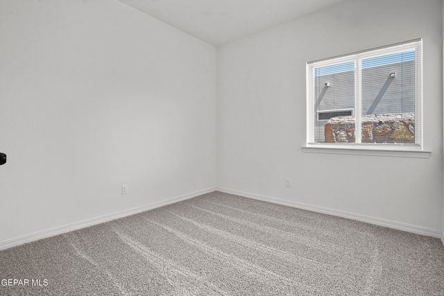 612 Cedarwood Avenue, El Paso, TX 79928