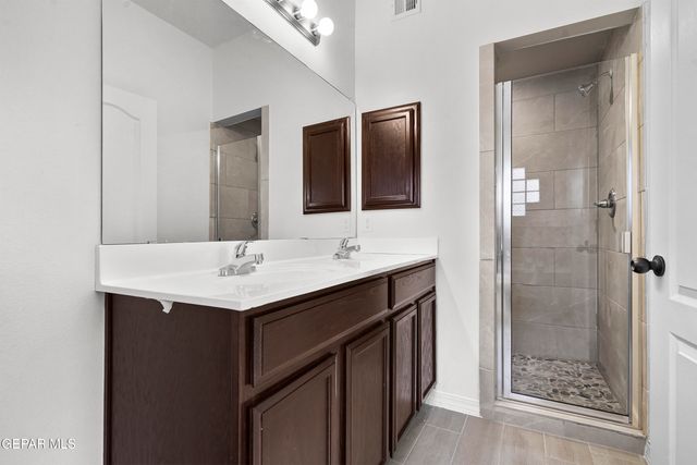 612 Cedarwood Avenue, El Paso, TX 79928