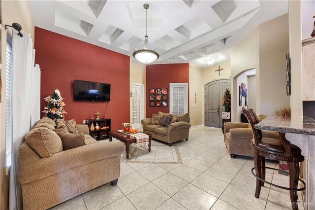 2528 Palm Circle, Rio Grande City, TX 78582