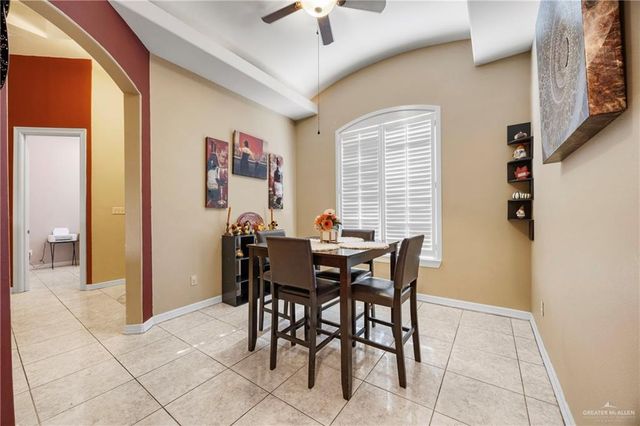 2528 Palm Circle, Rio Grande City, TX 78582