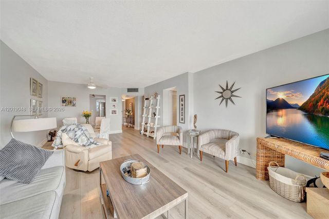 3575 Broken Woods Dr 1004, Coral Springs, FL 33065