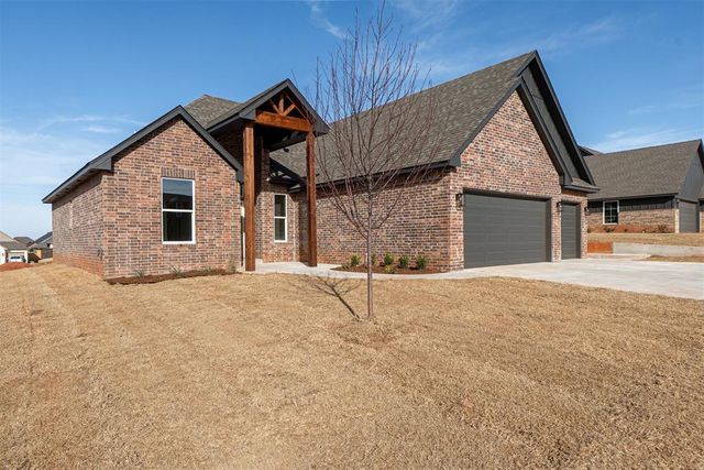 11713 NW 102nd Street, Yukon, OK 73099