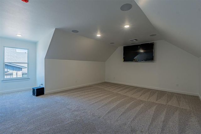 11713 NW 102nd Street, Yukon, OK 73099