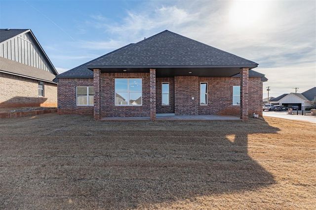 11713 NW 102nd Street, Yukon, OK 73099