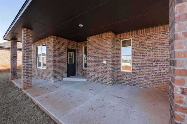 11713 NW 102nd Street, Yukon, OK 73099