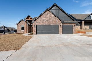 11713 NW 102nd Street, Yukon, OK 73099