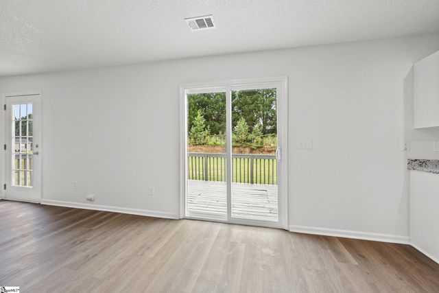 156 Faulkner Circle, Greer, SC 29651