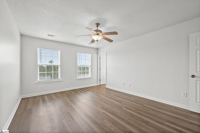 156 Faulkner Circle, Greer, SC 29651
