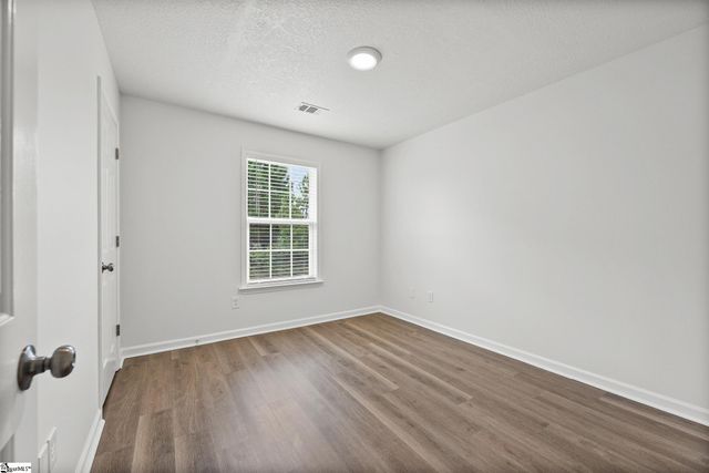 156 Faulkner Circle, Greer, SC 29651
