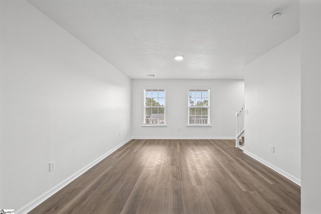 156 Faulkner Circle, Greer, SC 29651
