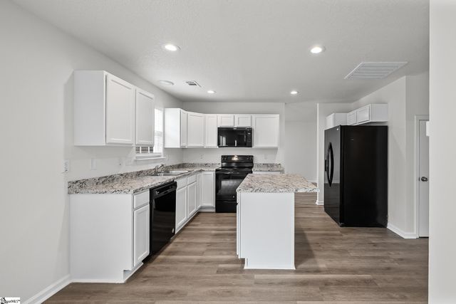 156 Faulkner Circle, Greer, SC 29651