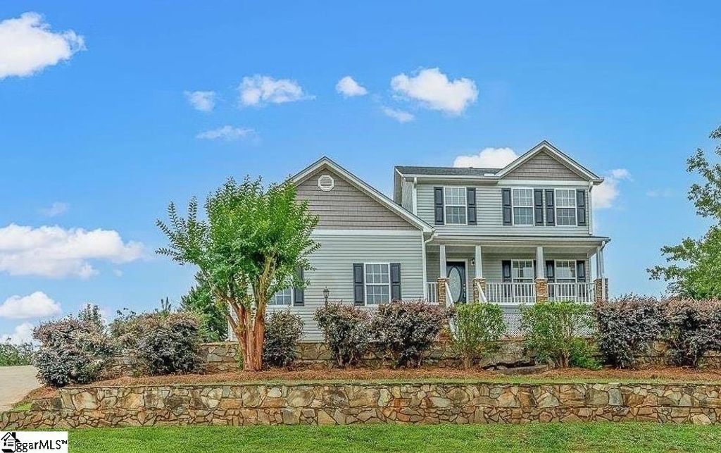 156 Faulkner Circle, Greer, SC 29651