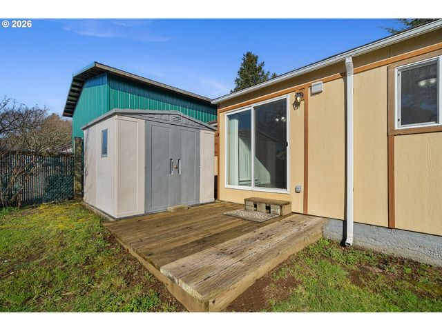 111 CYPRESS Ave, Garibaldi, OR 97118