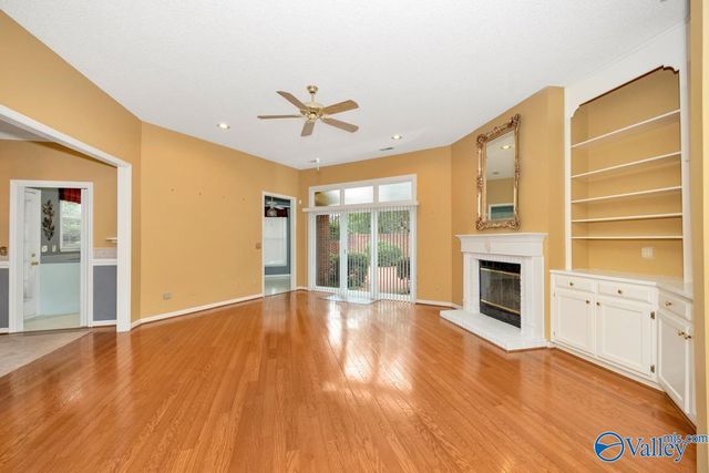 1809 Edgemere Court SE, Huntsville, AL 35803