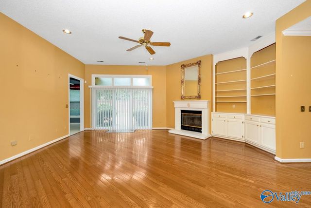 1809 Edgemere Court SE, Huntsville, AL 35803
