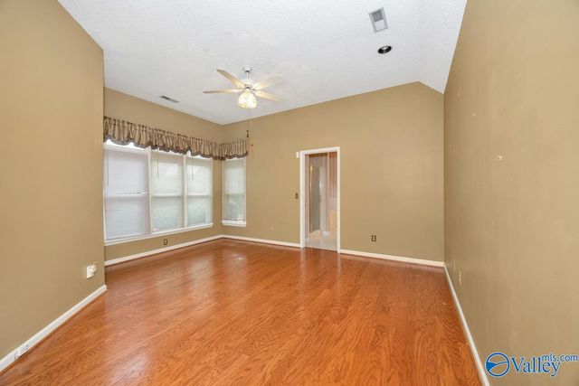 1809 Edgemere Court SE, Huntsville, AL 35803