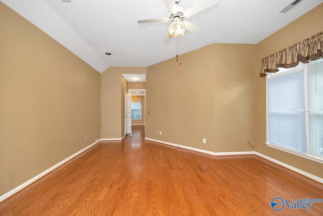 1809 Edgemere Court SE, Huntsville, AL 35803