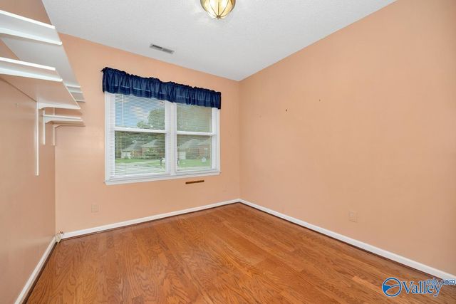 1809 Edgemere Court SE, Huntsville, AL 35803