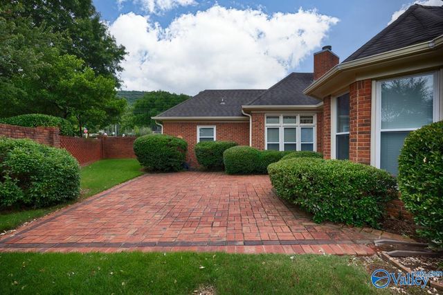 1809 Edgemere Court SE, Huntsville, AL 35803