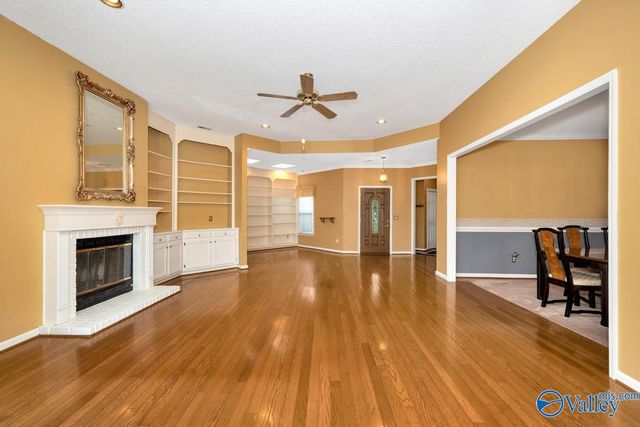1809 Edgemere Court SE, Huntsville, AL 35803