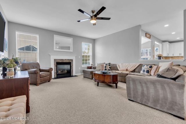 6 Scarborough Drive, Jackson, NJ 08527