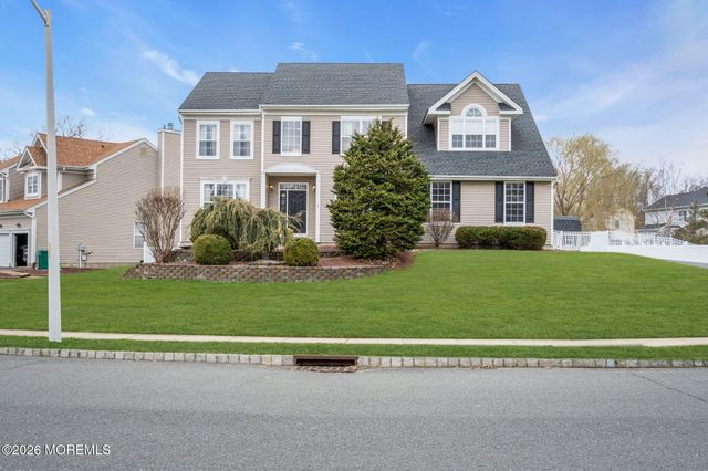 6 Scarborough Drive, Jackson, NJ 08527