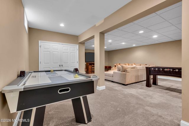 6 Scarborough Drive, Jackson, NJ 08527