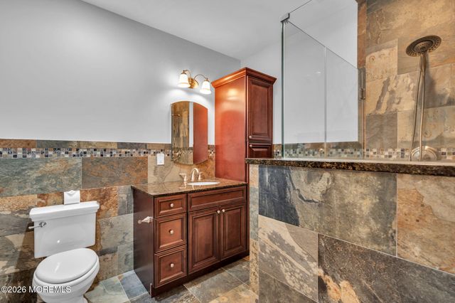 6 Scarborough Drive, Jackson, NJ 08527