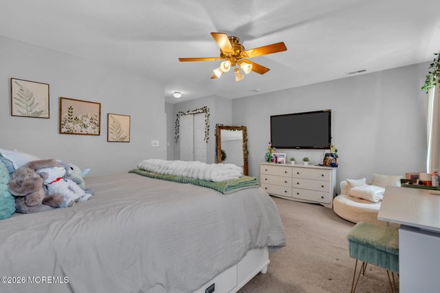 6 Scarborough Drive, Jackson, NJ 08527