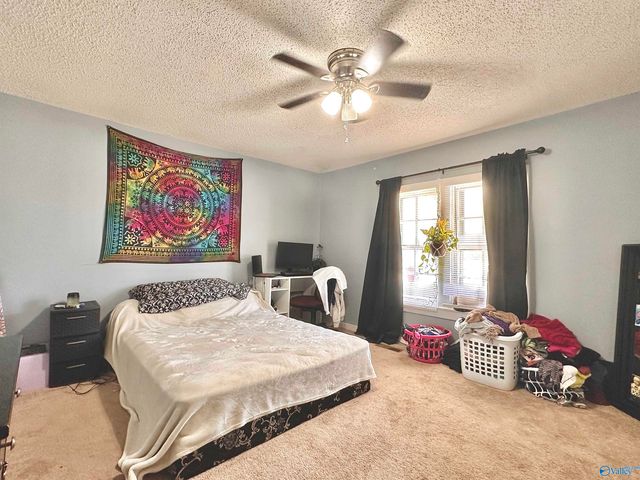 201 Ohio Avenue SE, Hanceville, AL 35077