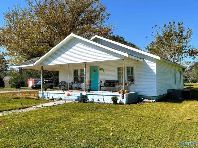 201 Ohio Avenue SE, Hanceville, AL 35077