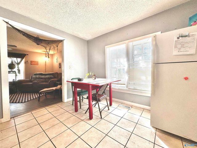 201 Ohio Avenue SE, Hanceville, AL 35077