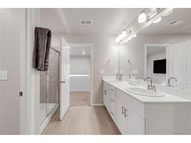 11424 W Belleview Dr, Littleton, CO 80127