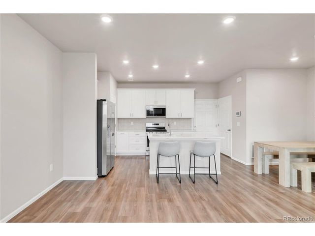 11424 W Belleview Dr, Littleton, CO 80127