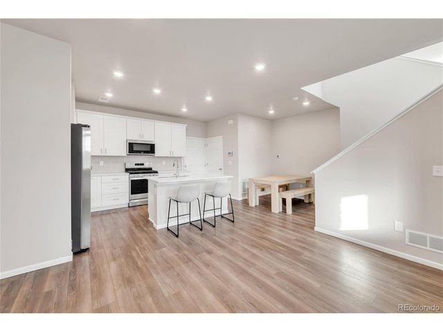 11424 W Belleview Dr, Littleton, CO 80127