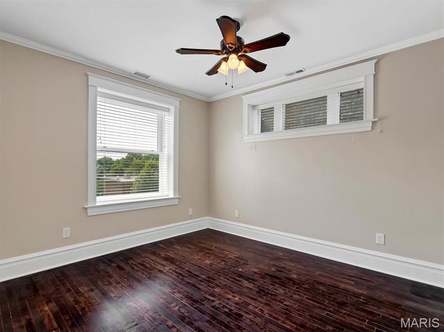 3957 Shaw Boulevard, St Louis, MO 63110