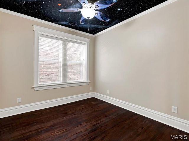 3957 Shaw Boulevard, St Louis, MO 63110