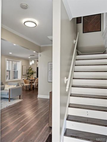 3957 Shaw Boulevard, St Louis, MO 63110