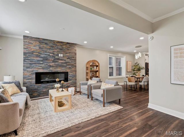 3957 Shaw Boulevard, St Louis, MO 63110