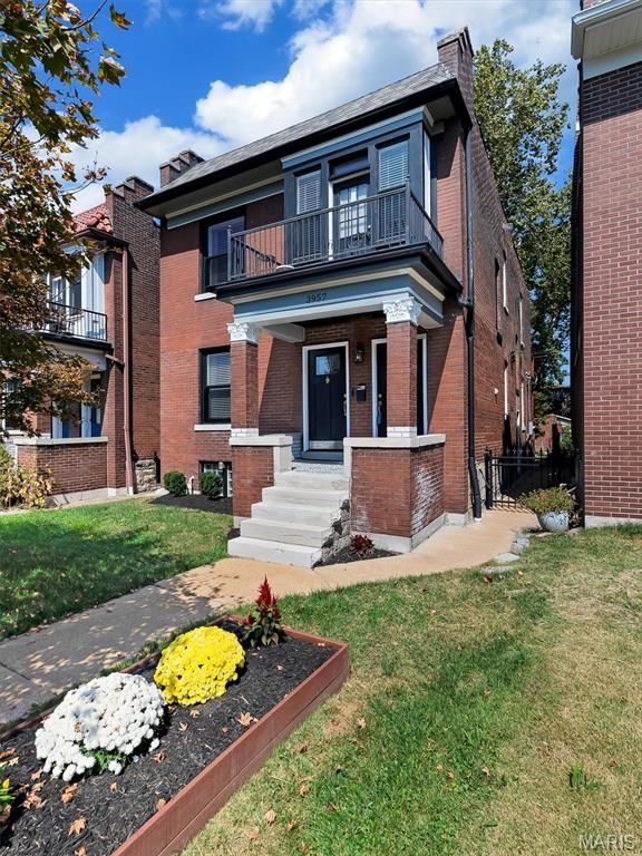 3957 Shaw Boulevard, St Louis, MO 63110