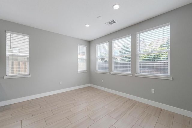 18173 Broadwell Ct, Lathrop, CA 95330