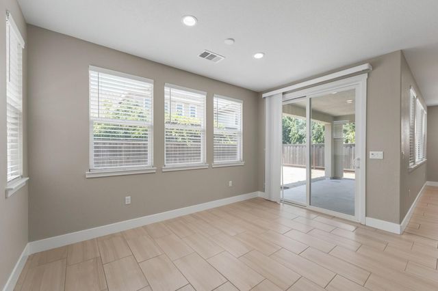 18173 Broadwell Ct, Lathrop, CA 95330