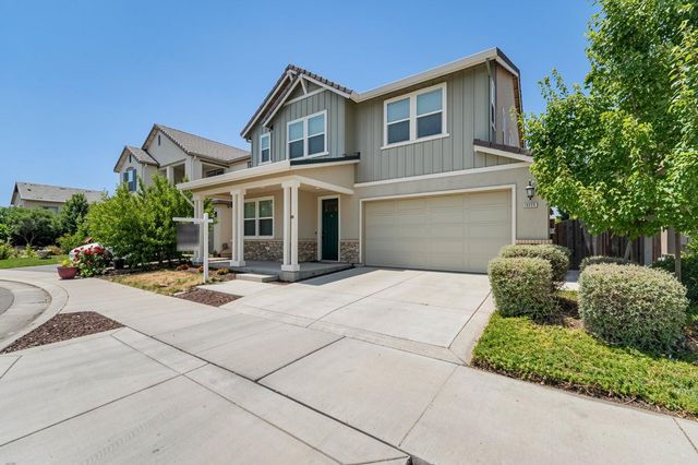 18173 Broadwell Ct, Lathrop, CA 95330