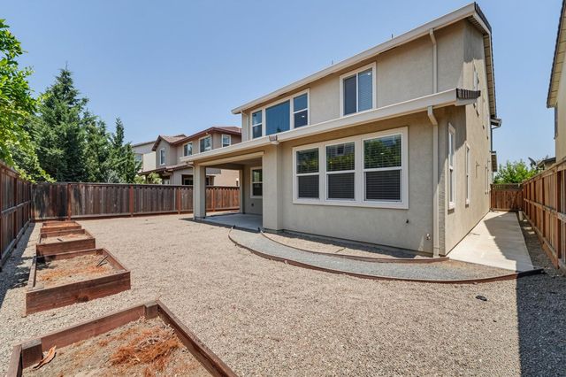 18173 Broadwell Ct, Lathrop, CA 95330