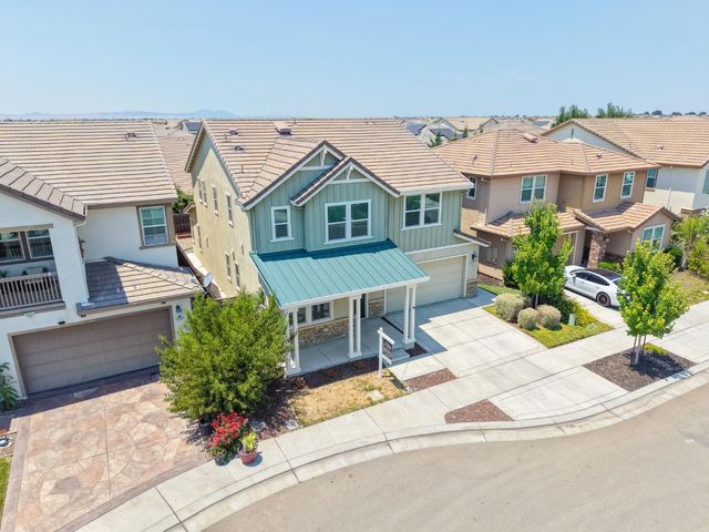 18173 Broadwell Ct, Lathrop, CA 95330
