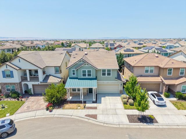 18173 Broadwell Ct, Lathrop, CA 95330