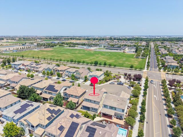 18173 Broadwell Ct, Lathrop, CA 95330
